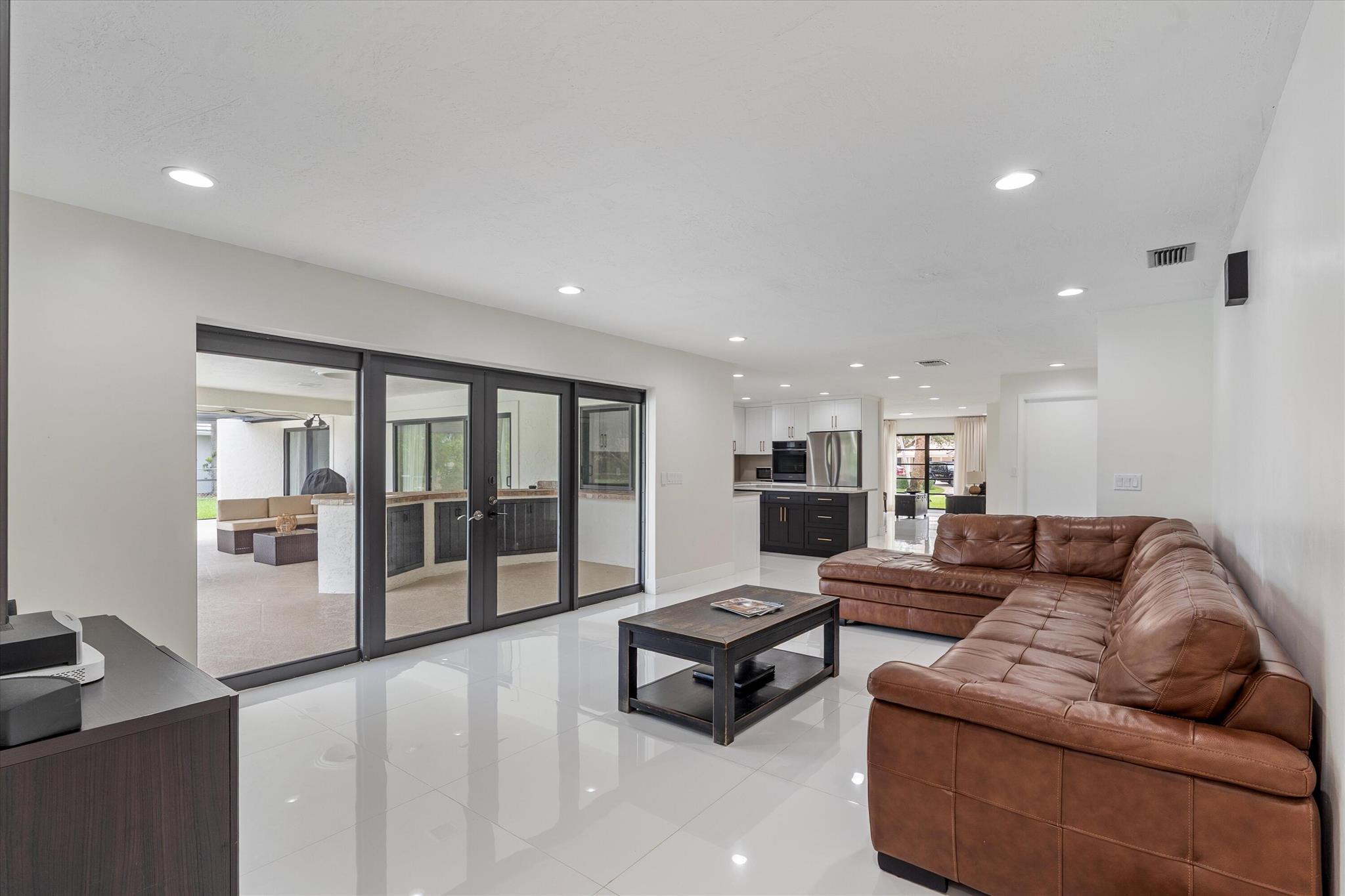 ATLANTIS 3 CITY OF - Residential