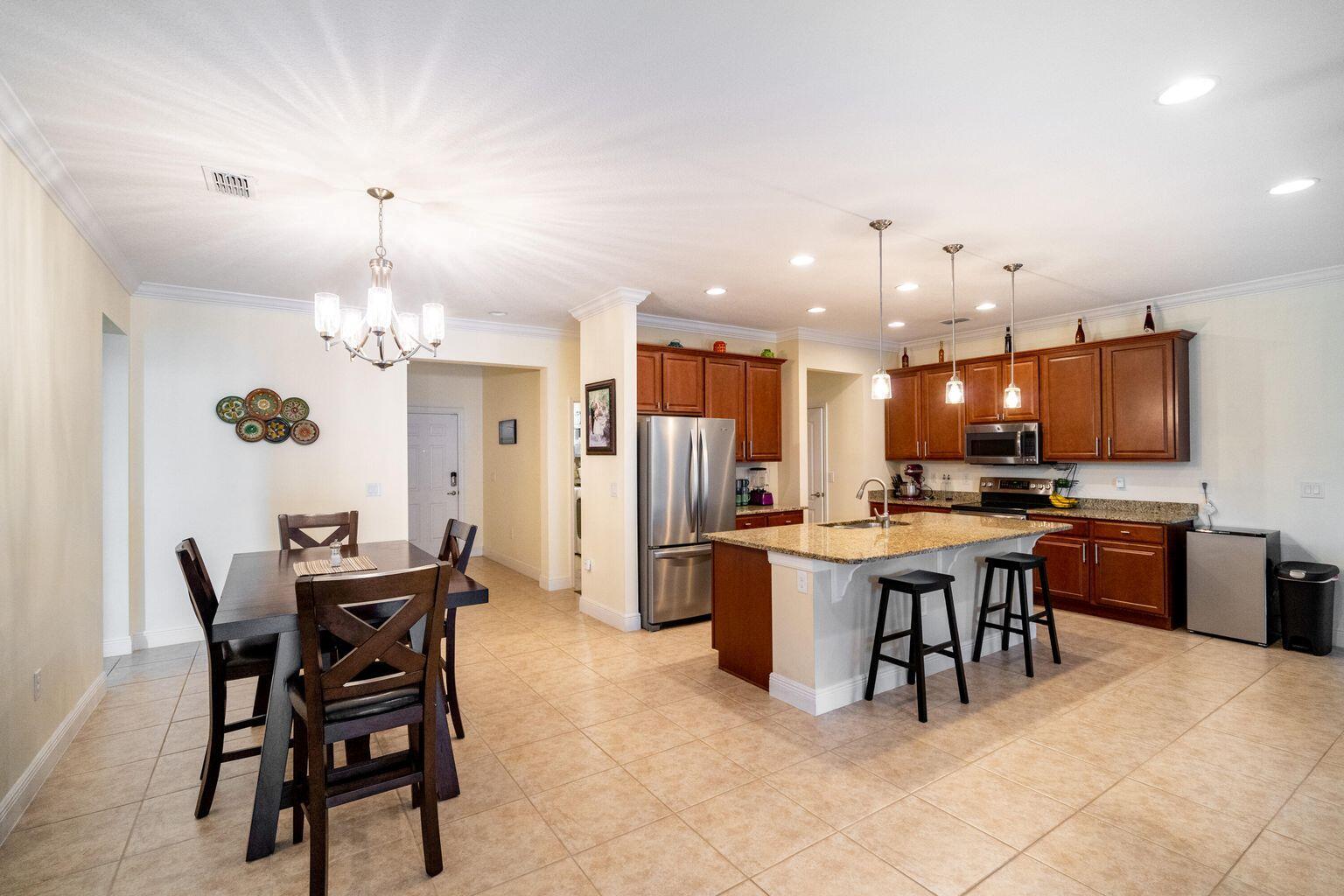 PORT ST LUCIE SECTION 19 - Residential Lease