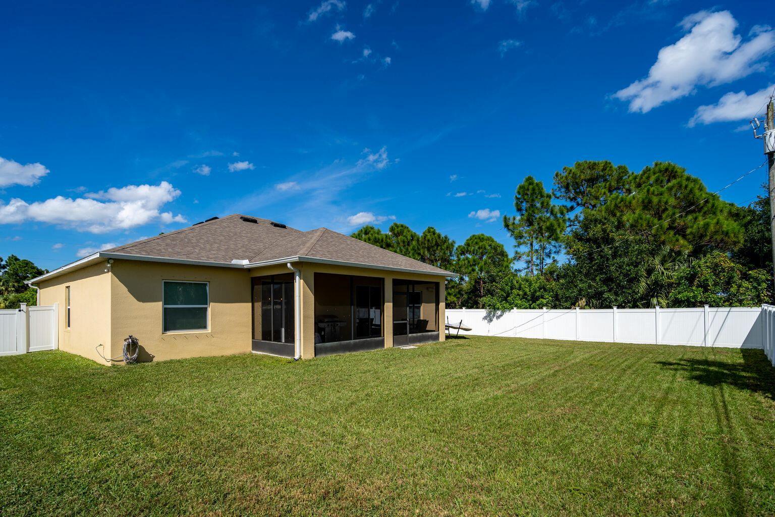 PORT ST LUCIE SECTION 19 - Residential Lease