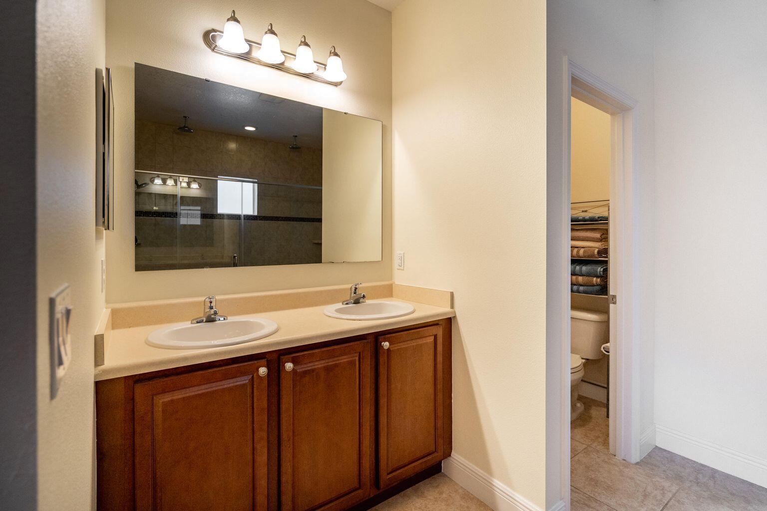 PORT ST LUCIE SECTION 19 - Residential Lease