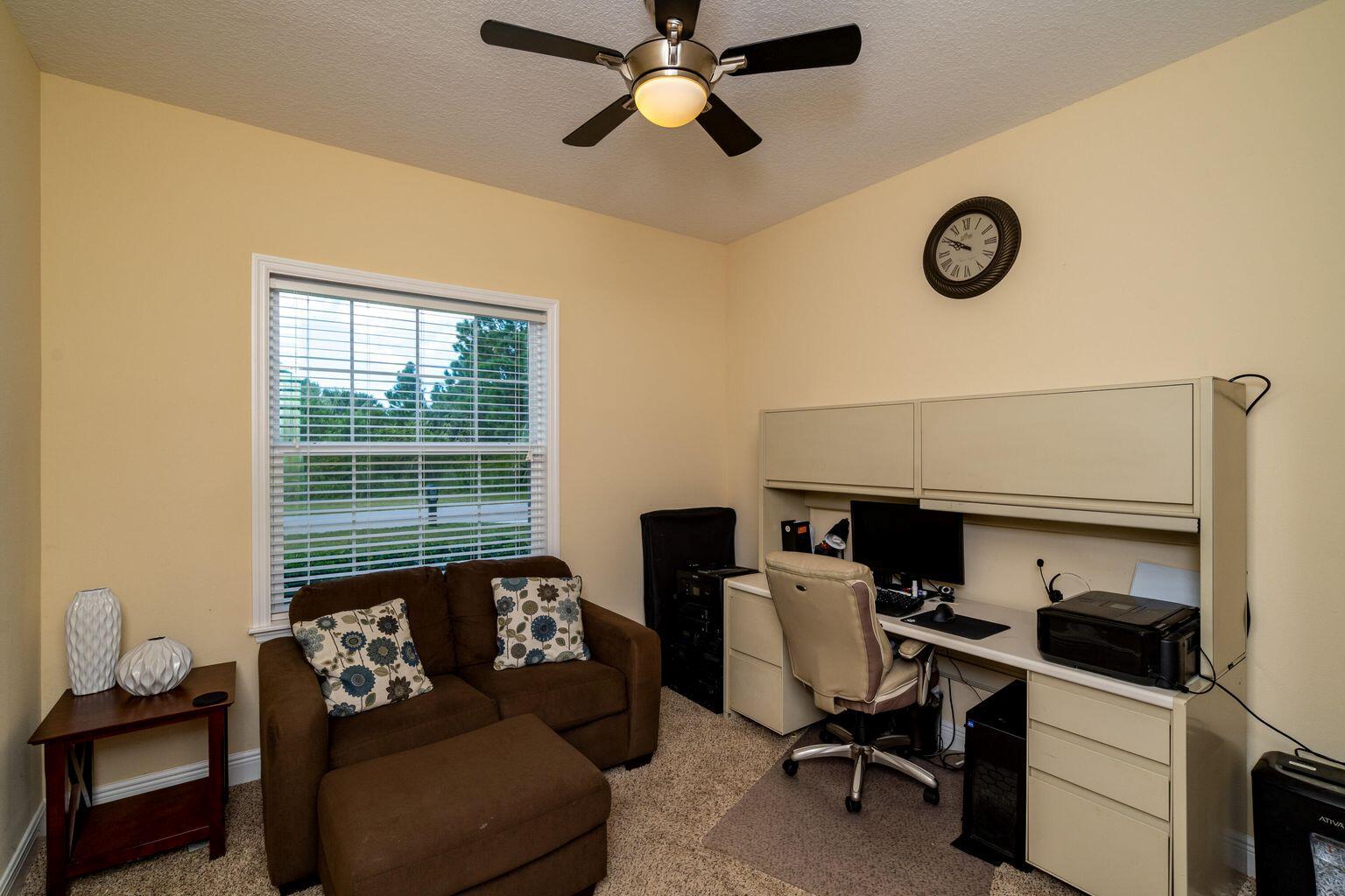 PORT ST LUCIE SECTION 19 - Residential Lease