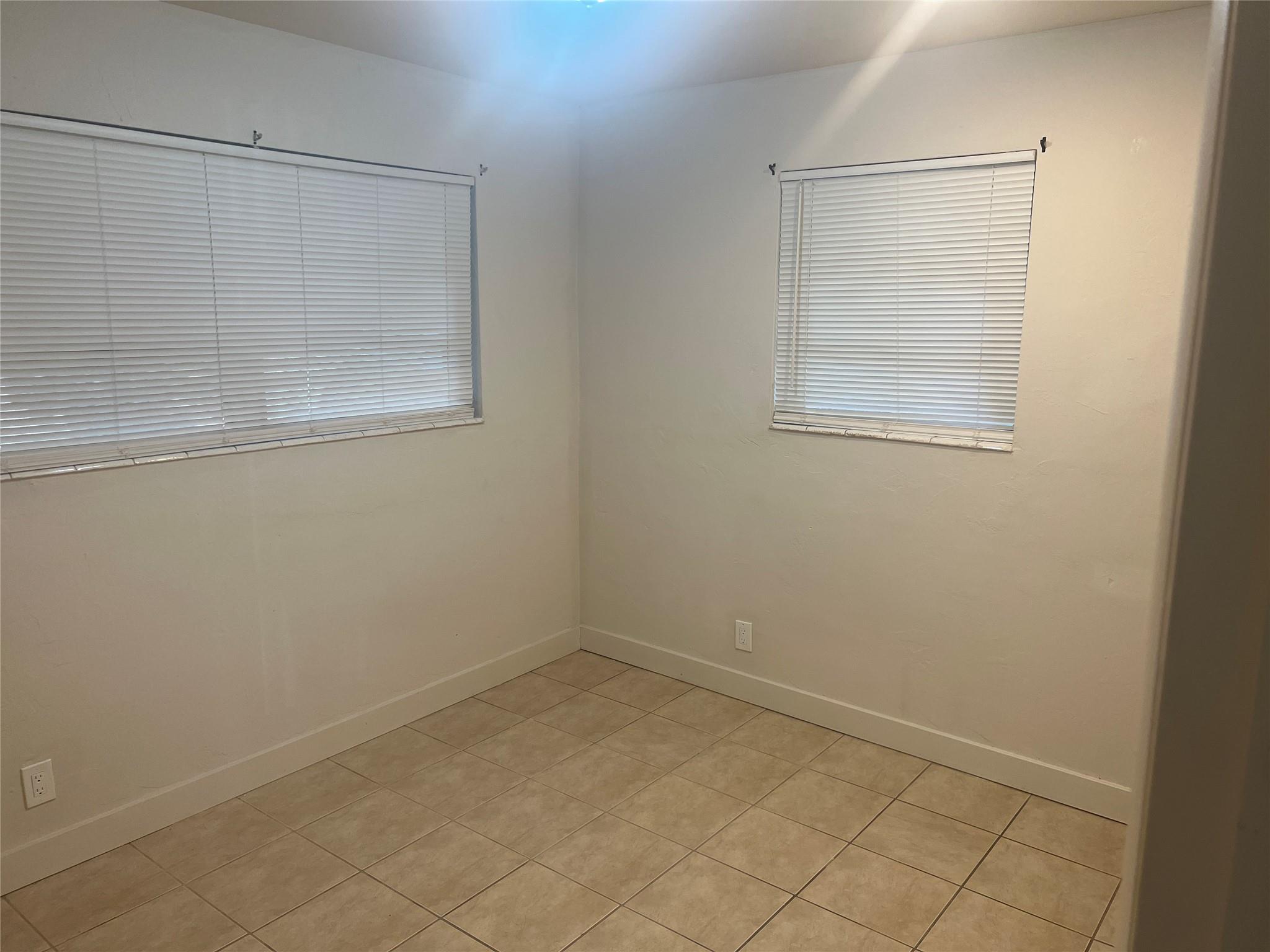 WEST HOLLYWOOD - Residential Lease