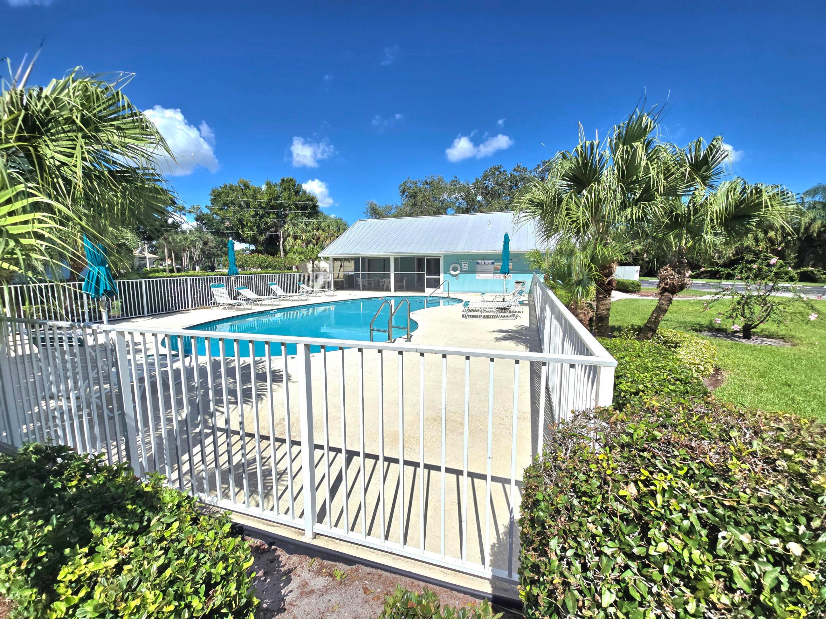 WESTBROOK ISLES CONDOMINIUM - Residential