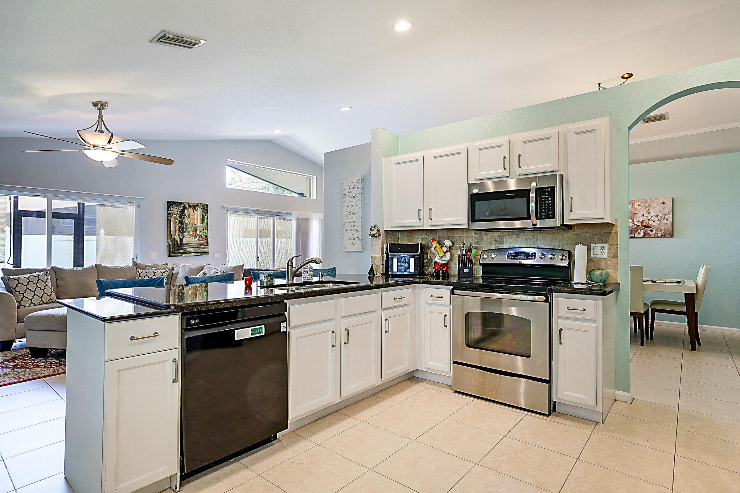 NAUTICA ISLES 2 - Residential