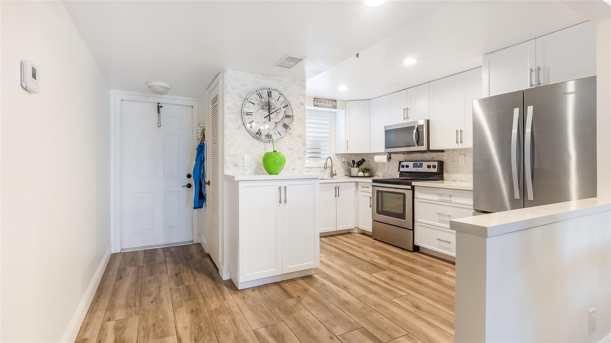 Beautifully remodeled condo with an open spacious layout! Tile flooring, stainless steel appliances, and renovations completed in 2017. New tankless water heater, and 3 year old A/C. Large screened in patio with lake and golf course views. Property appraised in November 2024 for $272,000, selling under appraised value! Do not miss this opportunity. HOA includes water and trash. Laundry room and personal storage is on the same floor as the unit. Plenty of guest parking. If buyer is interested furniture is also negotiable. This is the perfect location in the heart of Davie. Walking distance to Nova and minutes away from an abundance of restaurants, shops, and highways.