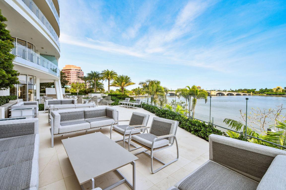 BRISTOL CONDO - Residential