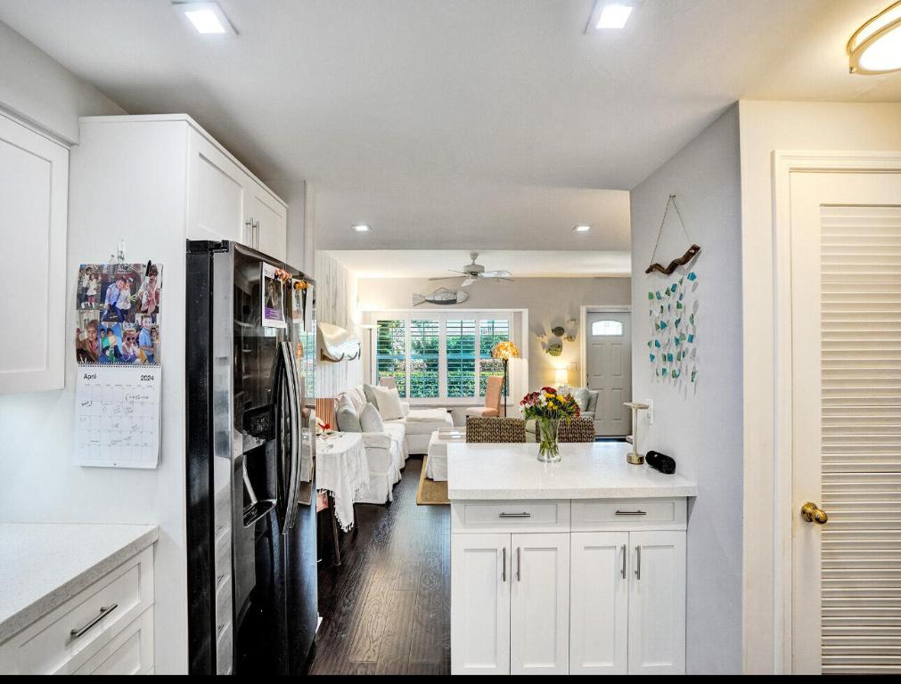 RIDGE HOMES CONDO - Residential