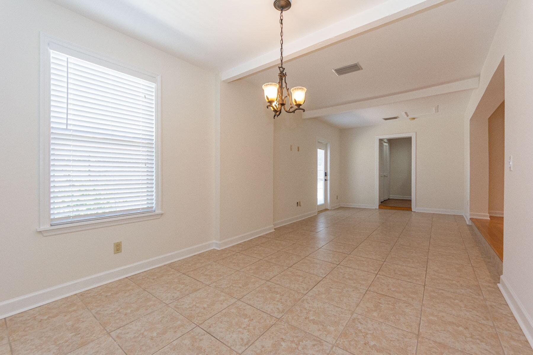 GREENWOOD VILLAGE SUB UNIT 2 - Residential