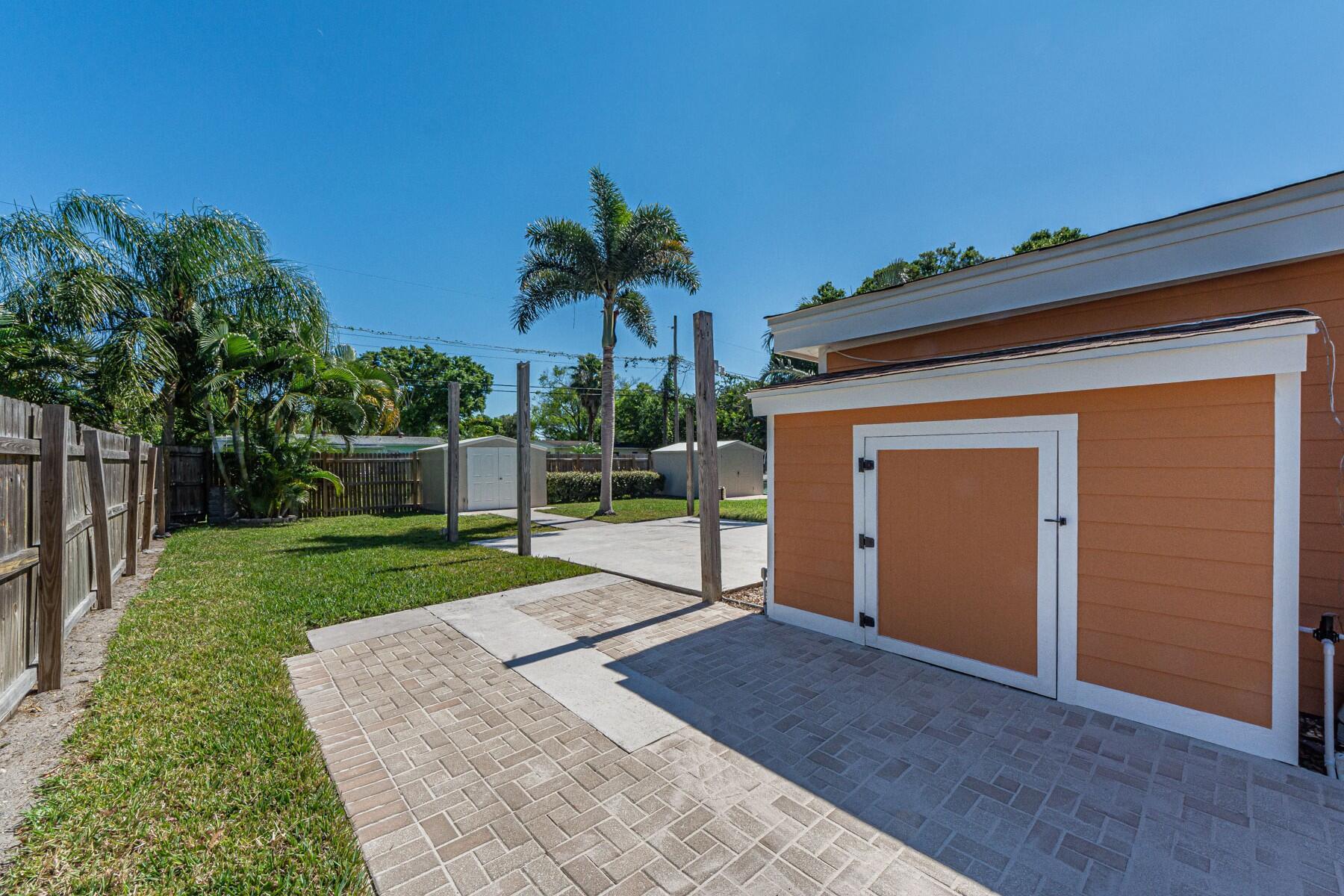 GREENWOOD VILLAGE SUB UNIT 2 - Residential