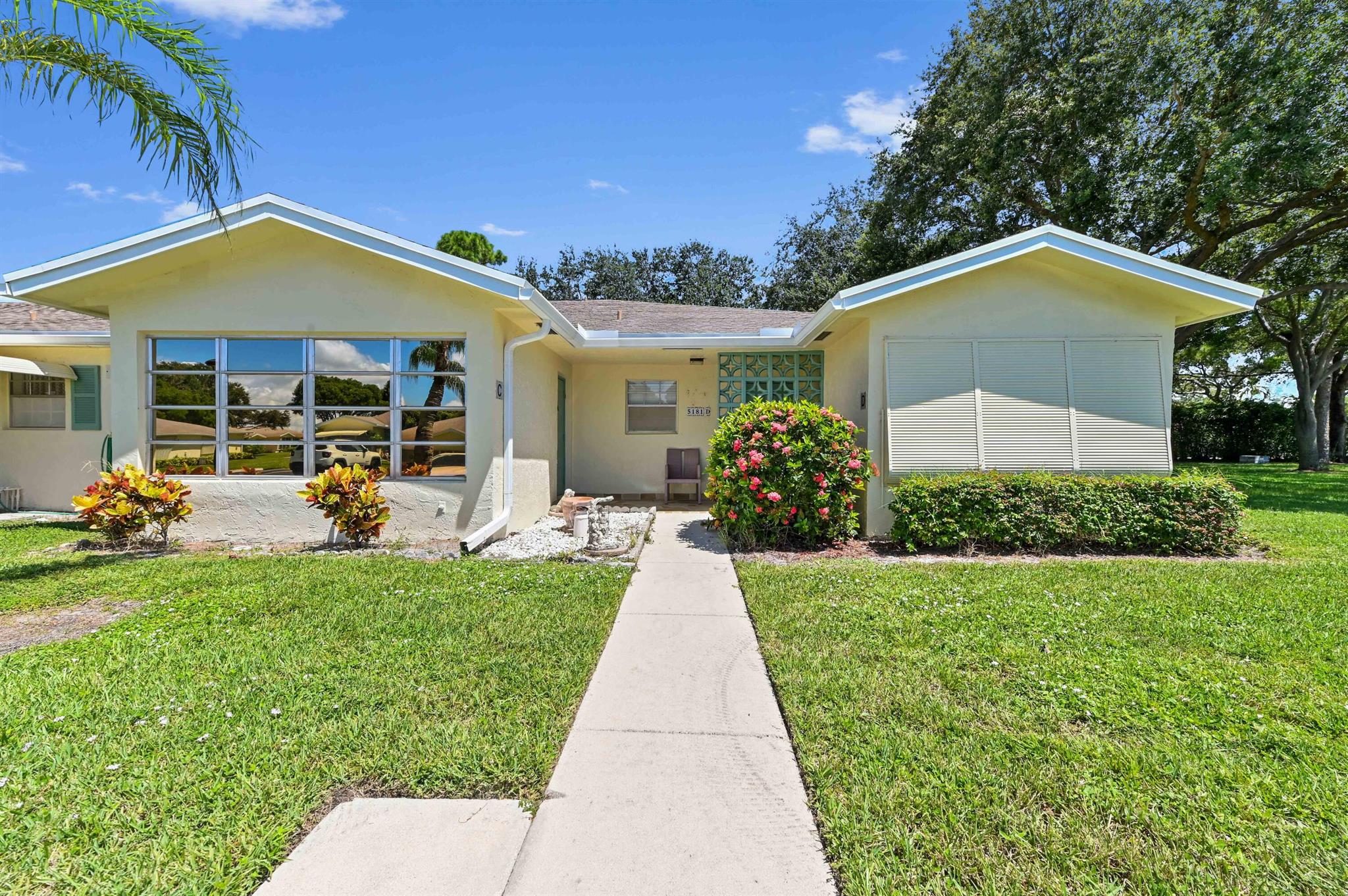 Enjoy the best of resort-style living in this lovely villa located in the desirable High Point of Delray West community. Large owner's suite offers plenty of closet space and an updated en suite bath. Light, bright sunroom provides a perfect spot for additional seating or for a home office or hobby room. You'll love the amenities of High Point of Delray West, including lakeside pool, tennis, pickleball and game courts, and clubhouse. Be close to all of the best that Delray Beach has to offer including world-class dining, shopping, and recreation.