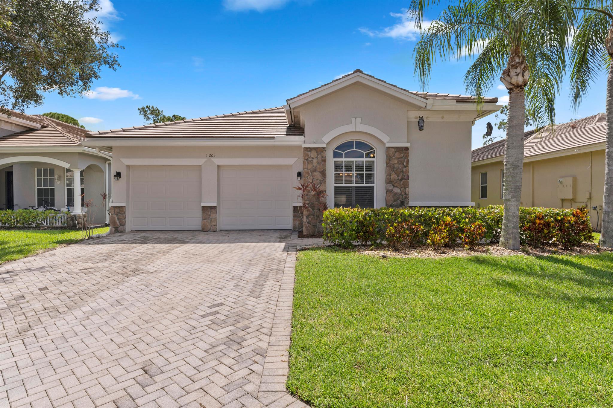 11203 Osprey Lake Lane
