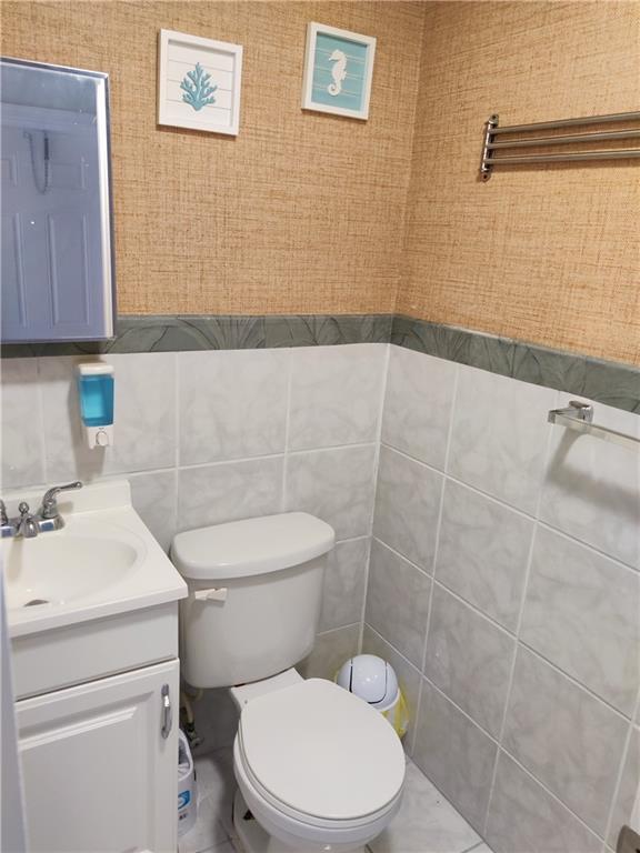 COZY APARTMENTS - Residential Lease