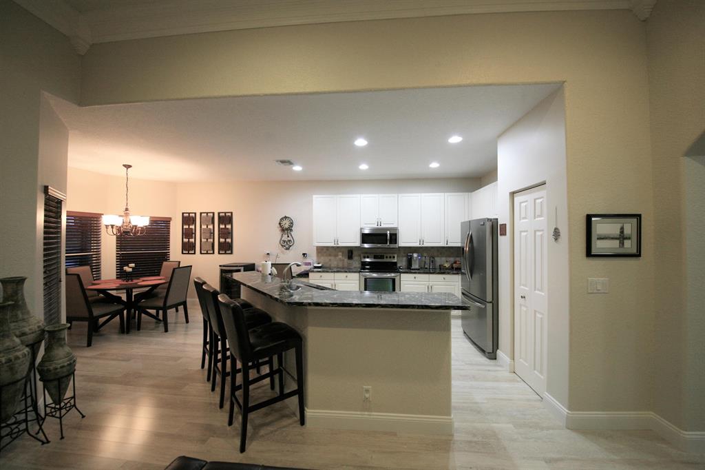 PARKLAND ISLES - Residential