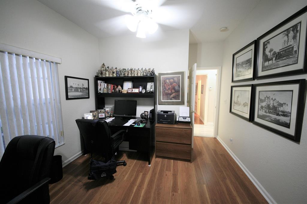 PARKLAND ISLES - Residential