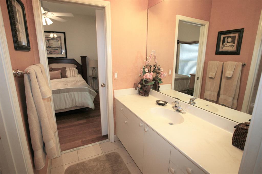 PARKLAND ISLES - Residential