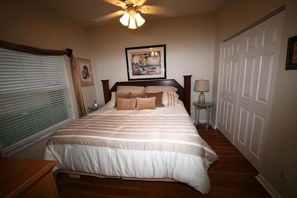 PARKLAND ISLES - Residential