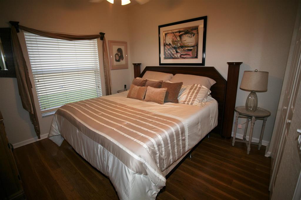 PARKLAND ISLES - Residential