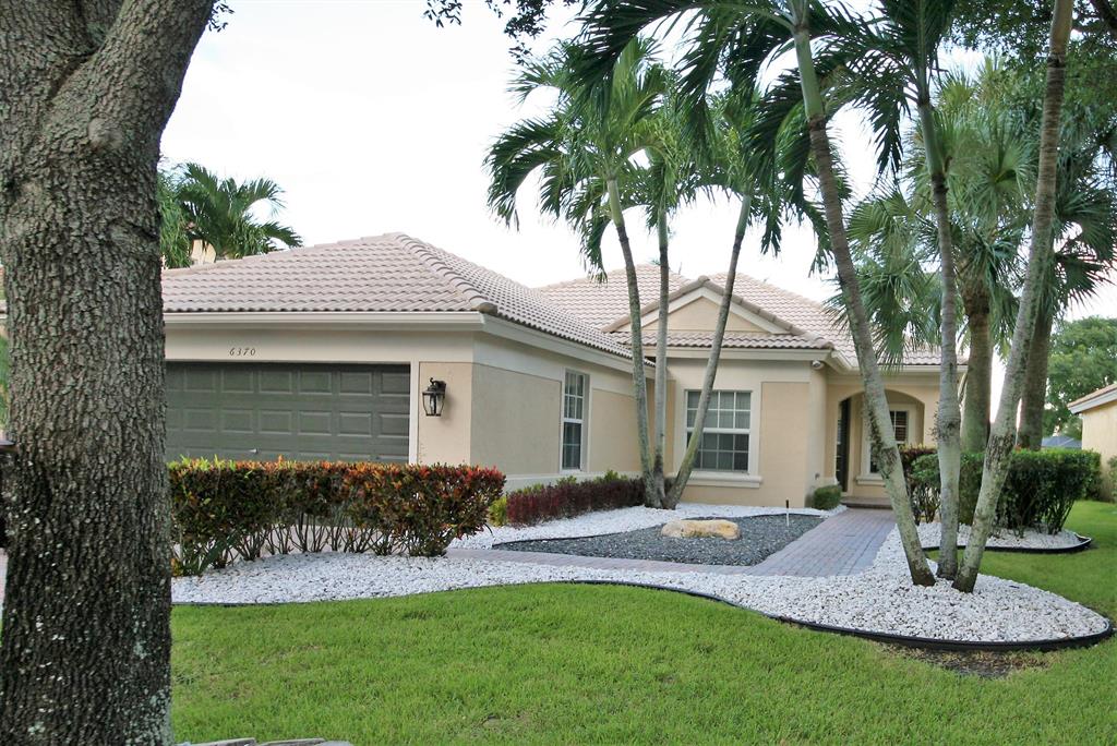 PARKLAND ISLES - Residential