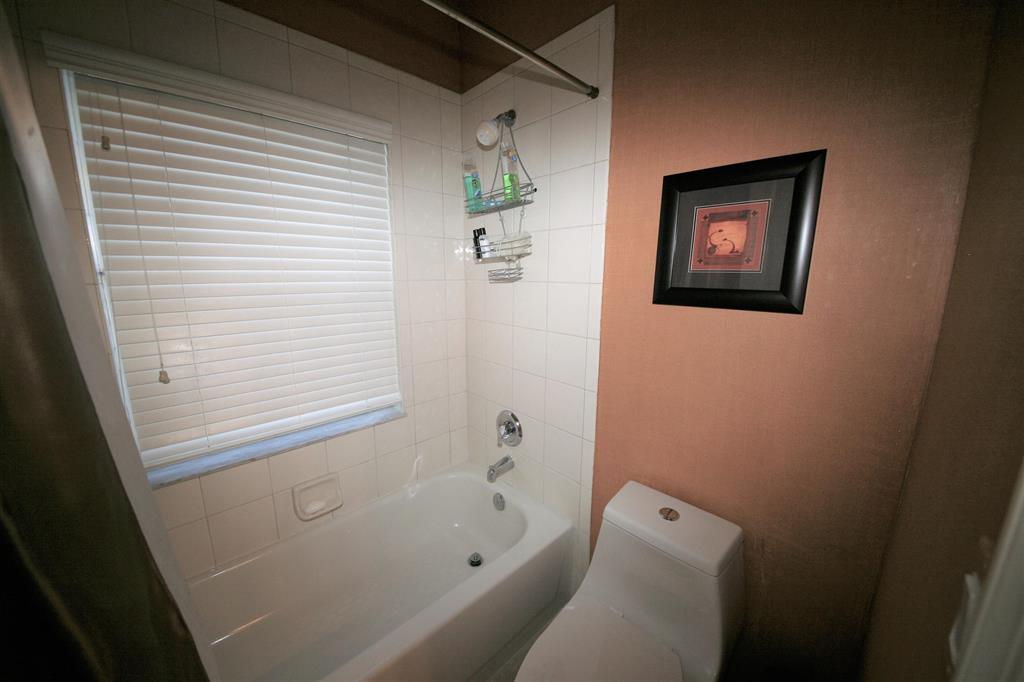 PARKLAND ISLES - Residential