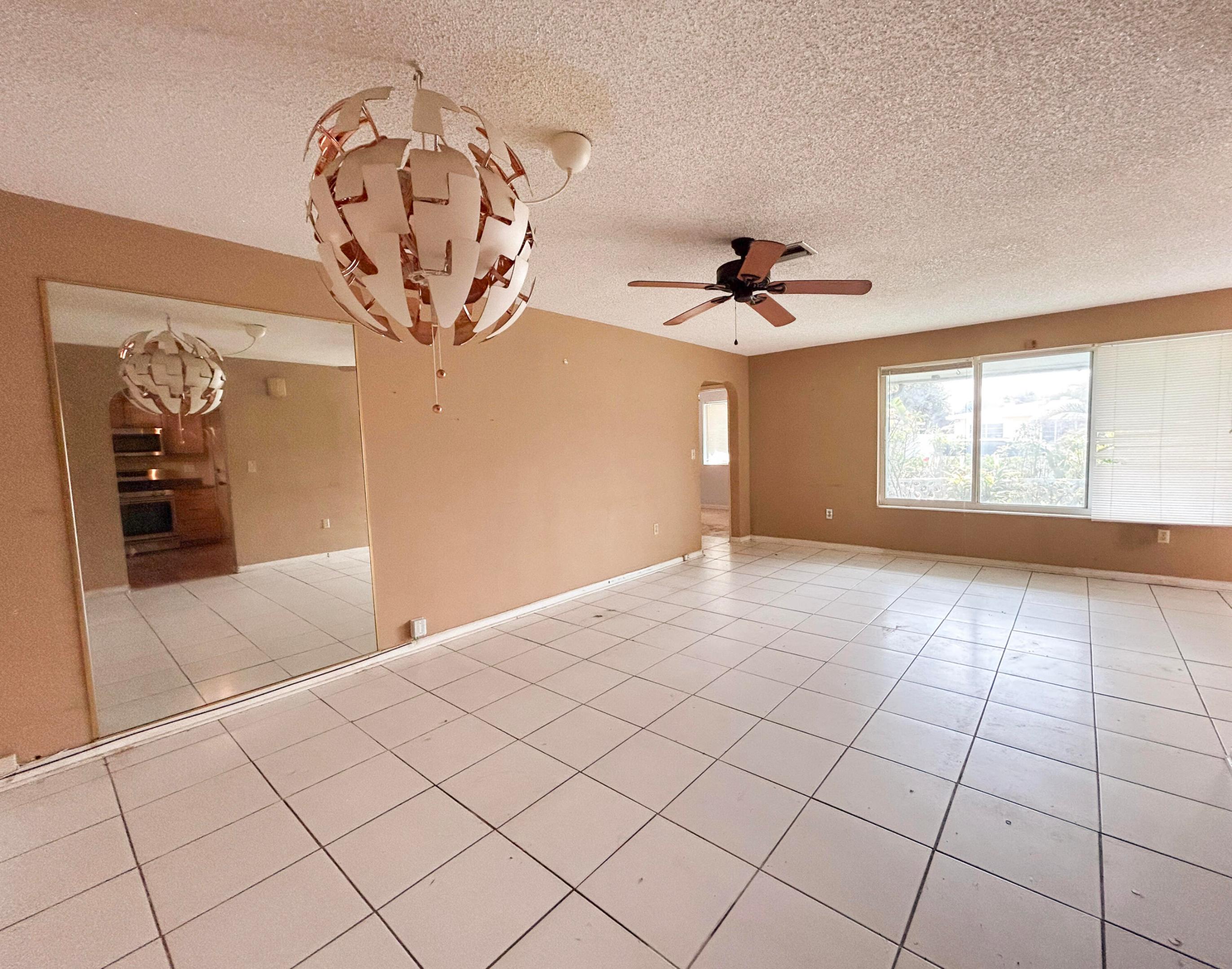 WELWYN MANOR - Residential