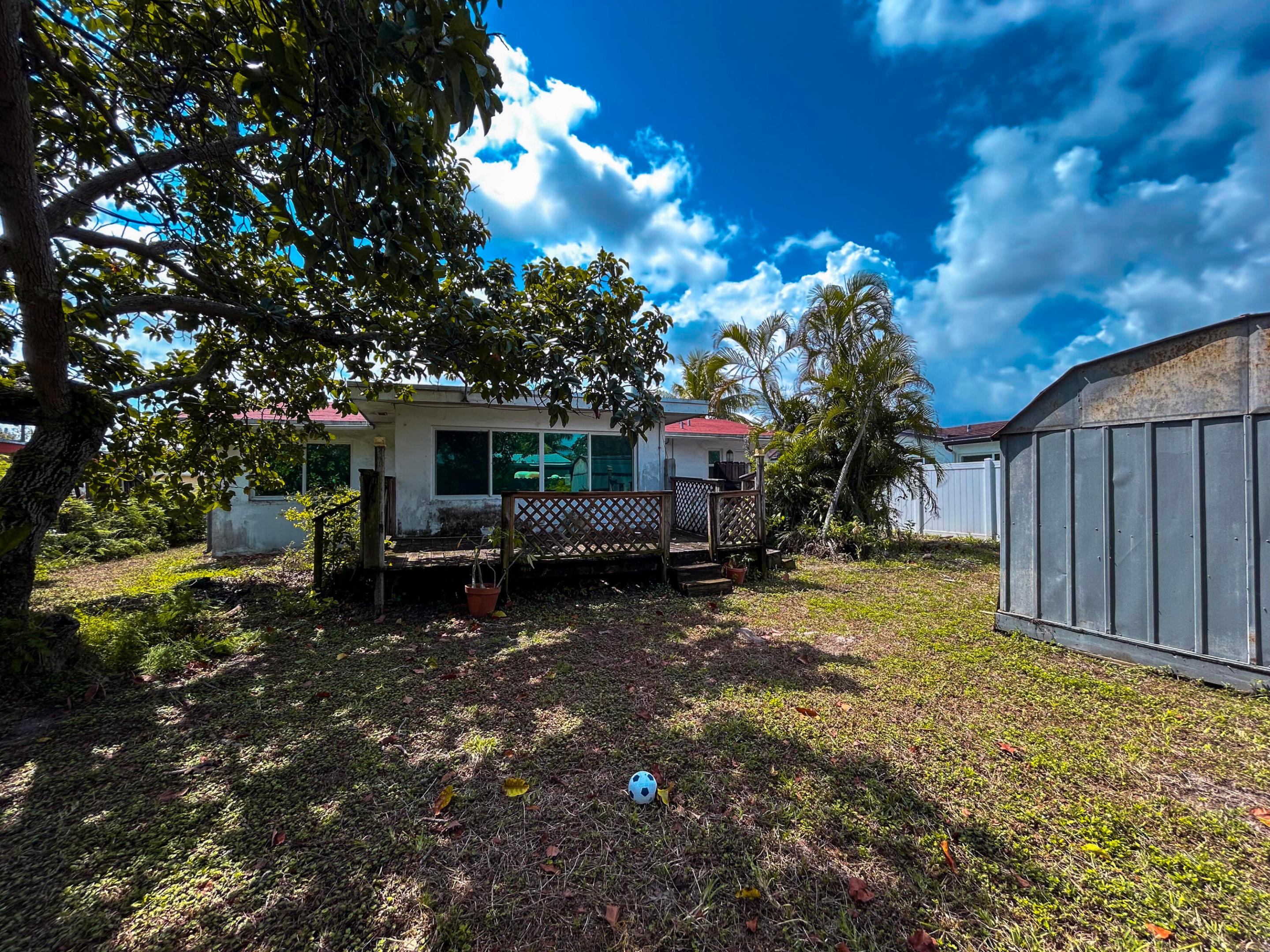 WELWYN MANOR - Residential