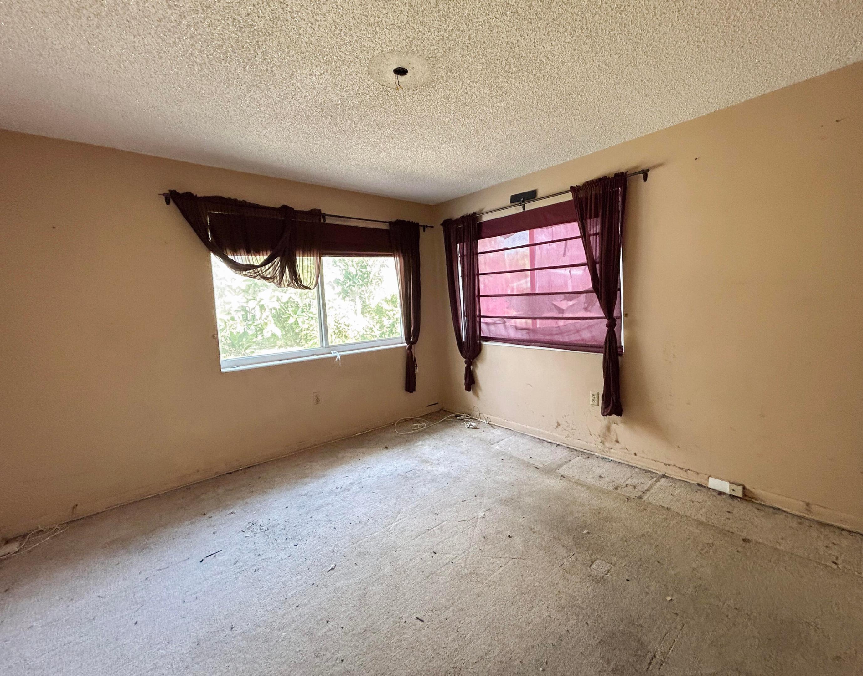 WELWYN MANOR - Residential