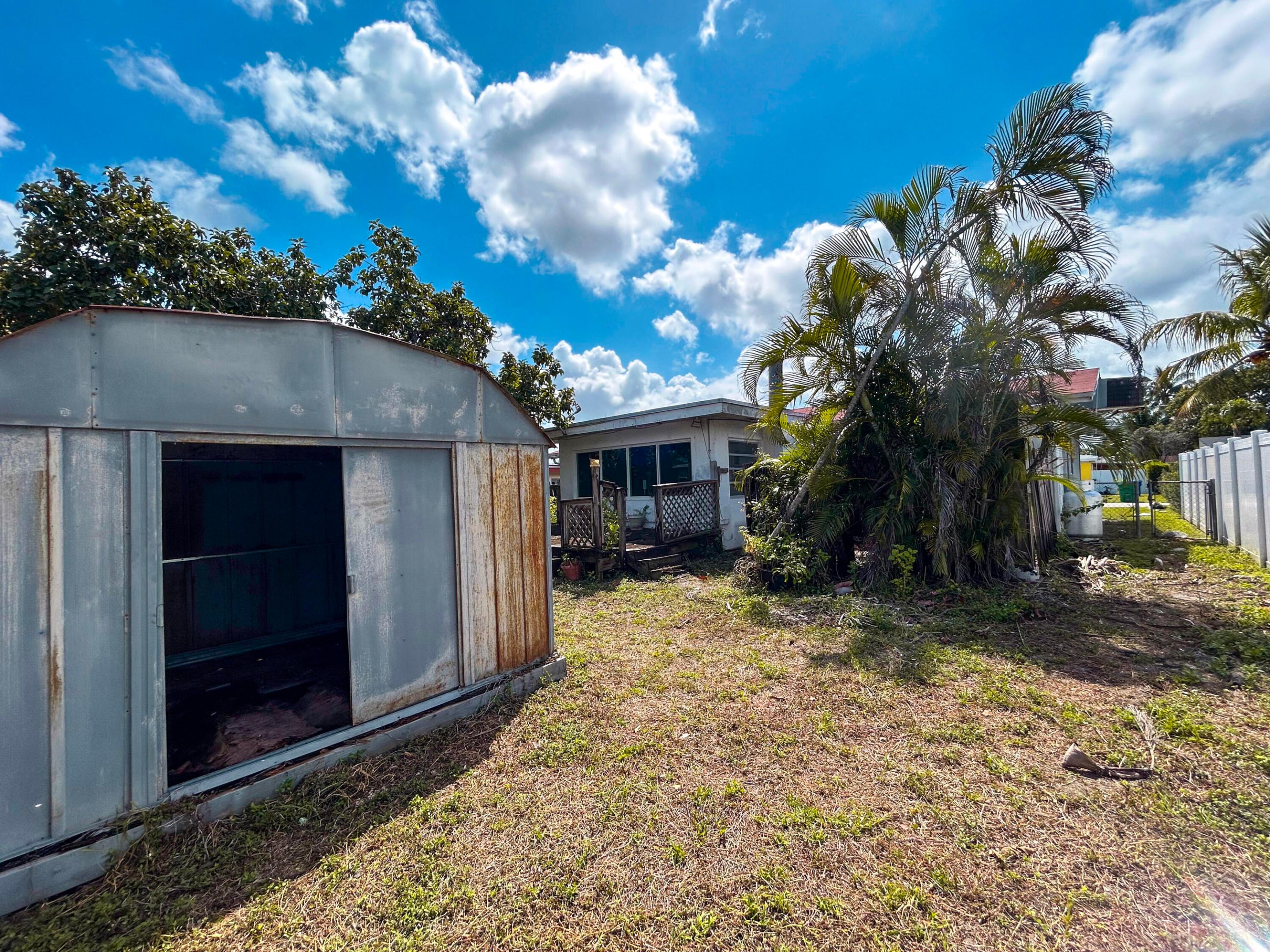 WELWYN MANOR - Residential