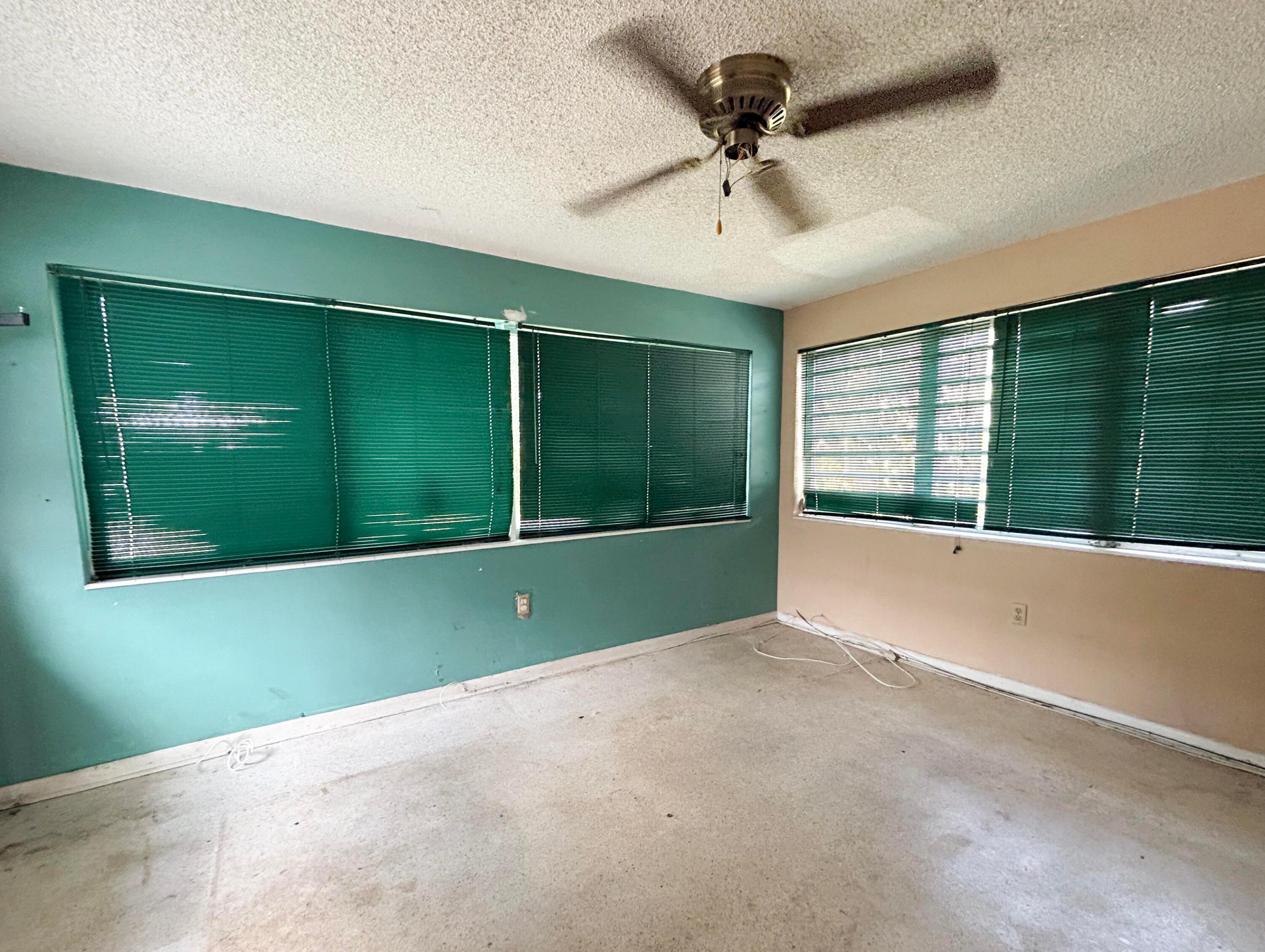 WELWYN MANOR - Residential