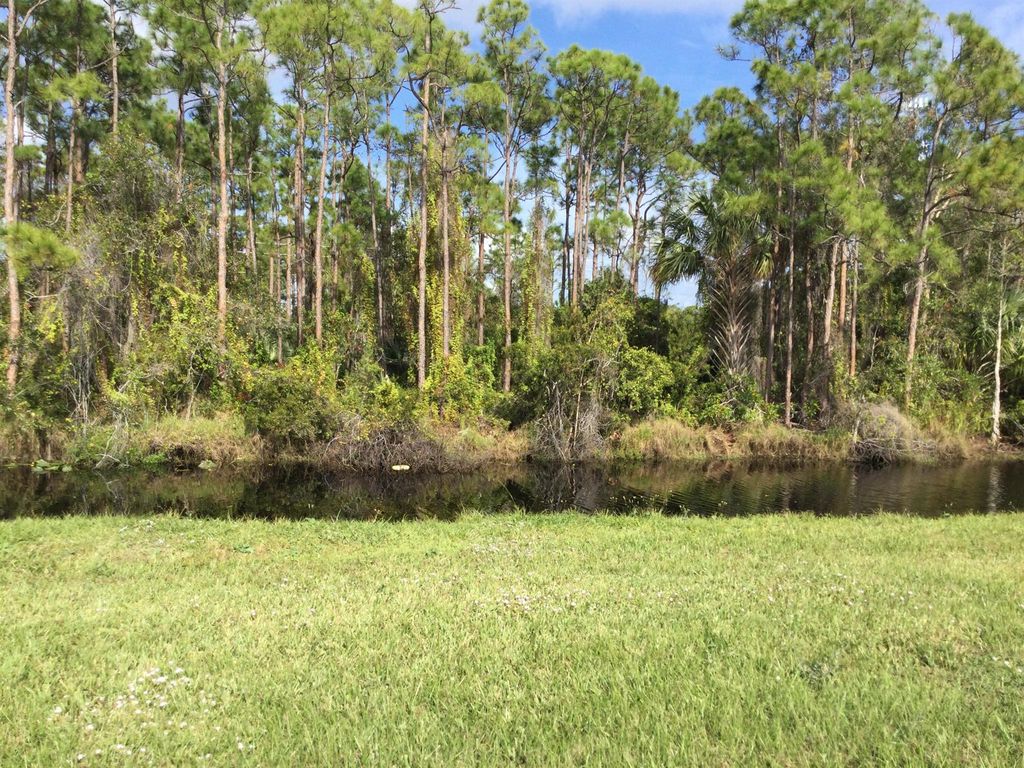 Photo of 60 Mediterranean Boulevard N, Port Saint Lucie, FL 34952 (MLS # R11043976)