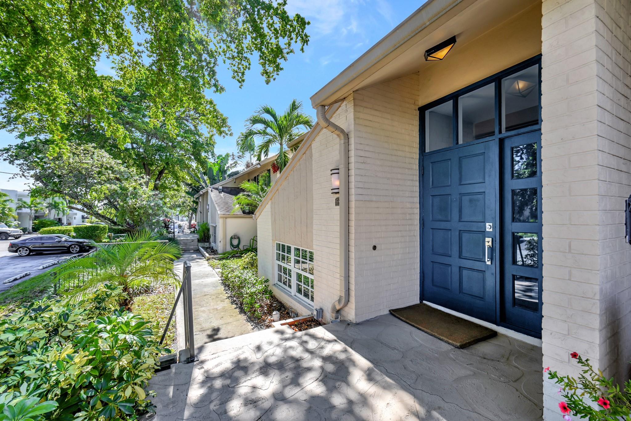 Townhouses Shores - Residential