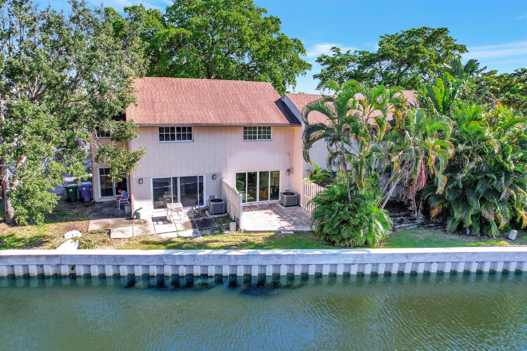 Townhouses Shores - Residential