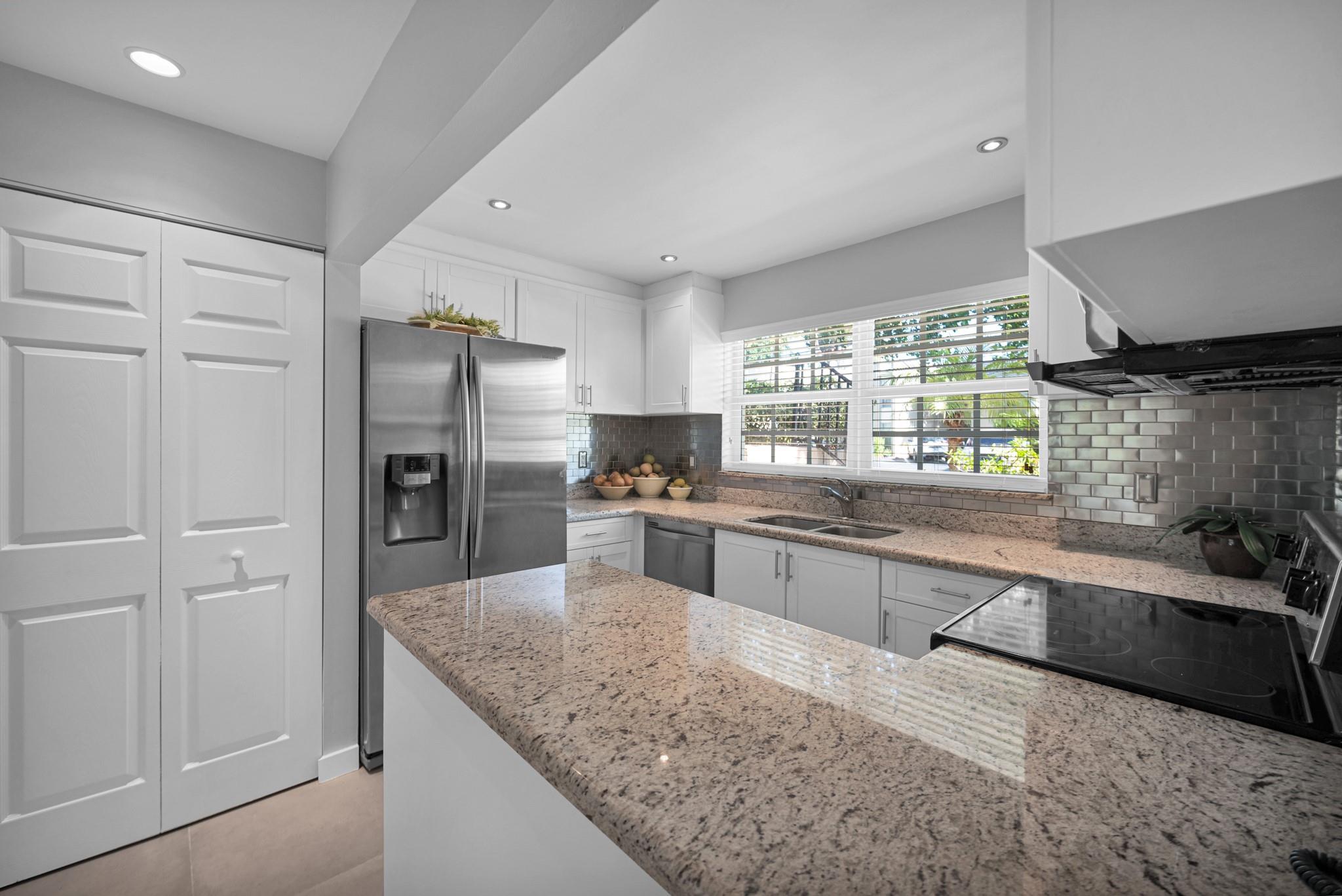 Townhouses Shores - Residential