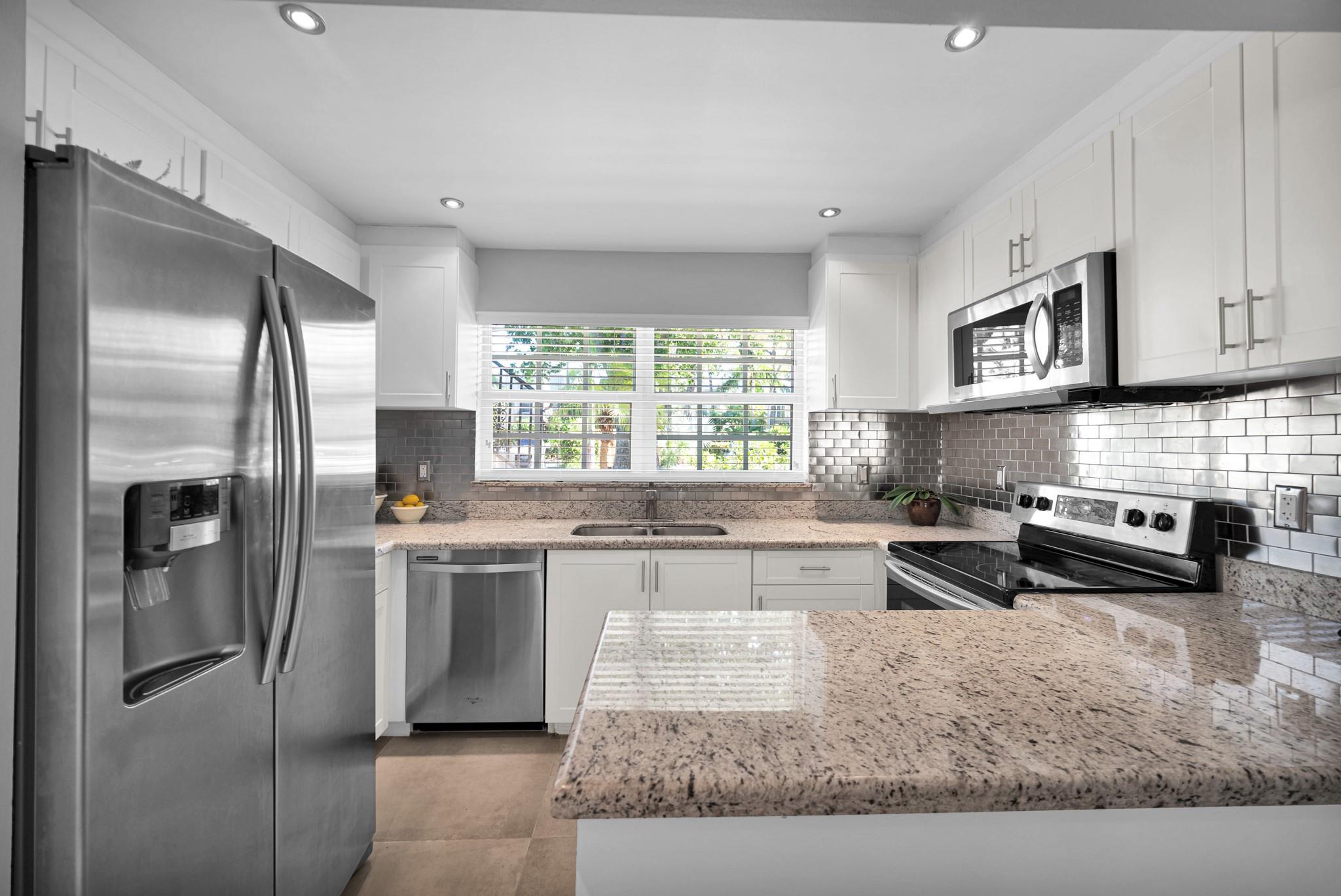 Townhouses Shores - Residential