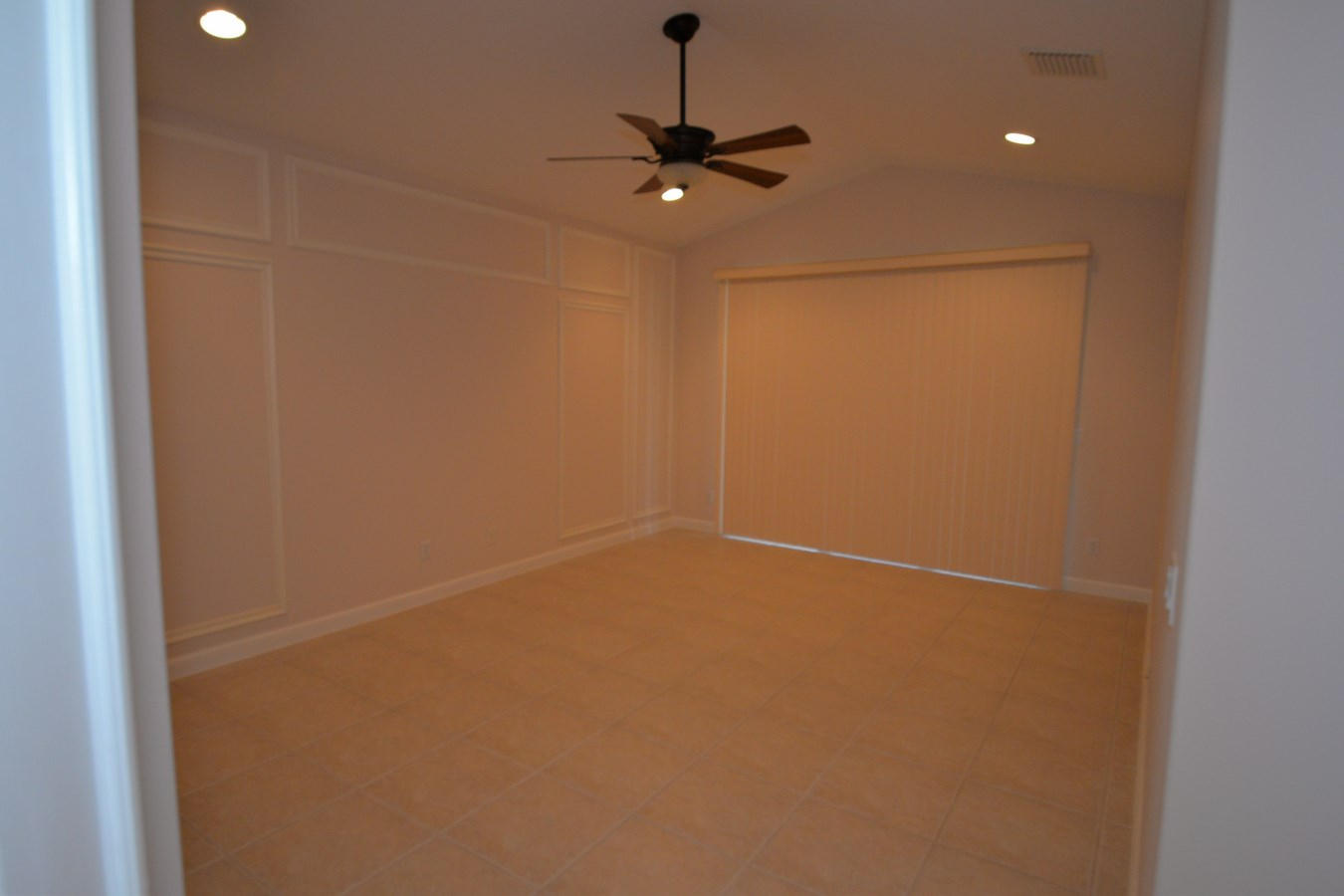 COLONY PRESERVE - Residential Lease