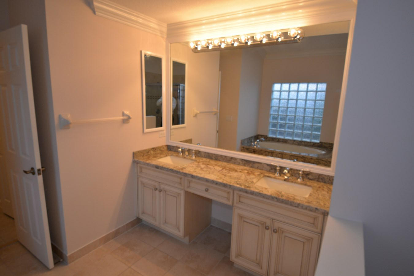 COLONY PRESERVE - Residential Lease