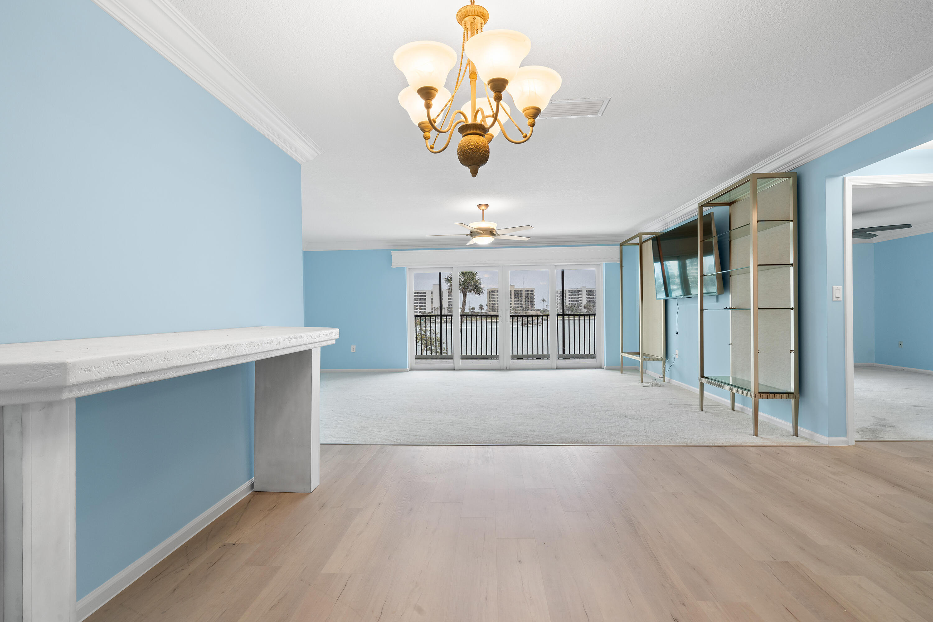 BROADVIEW CONDO - Residential