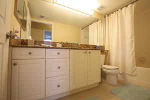 TOWER CONDO AT CITYPLACE - Residential