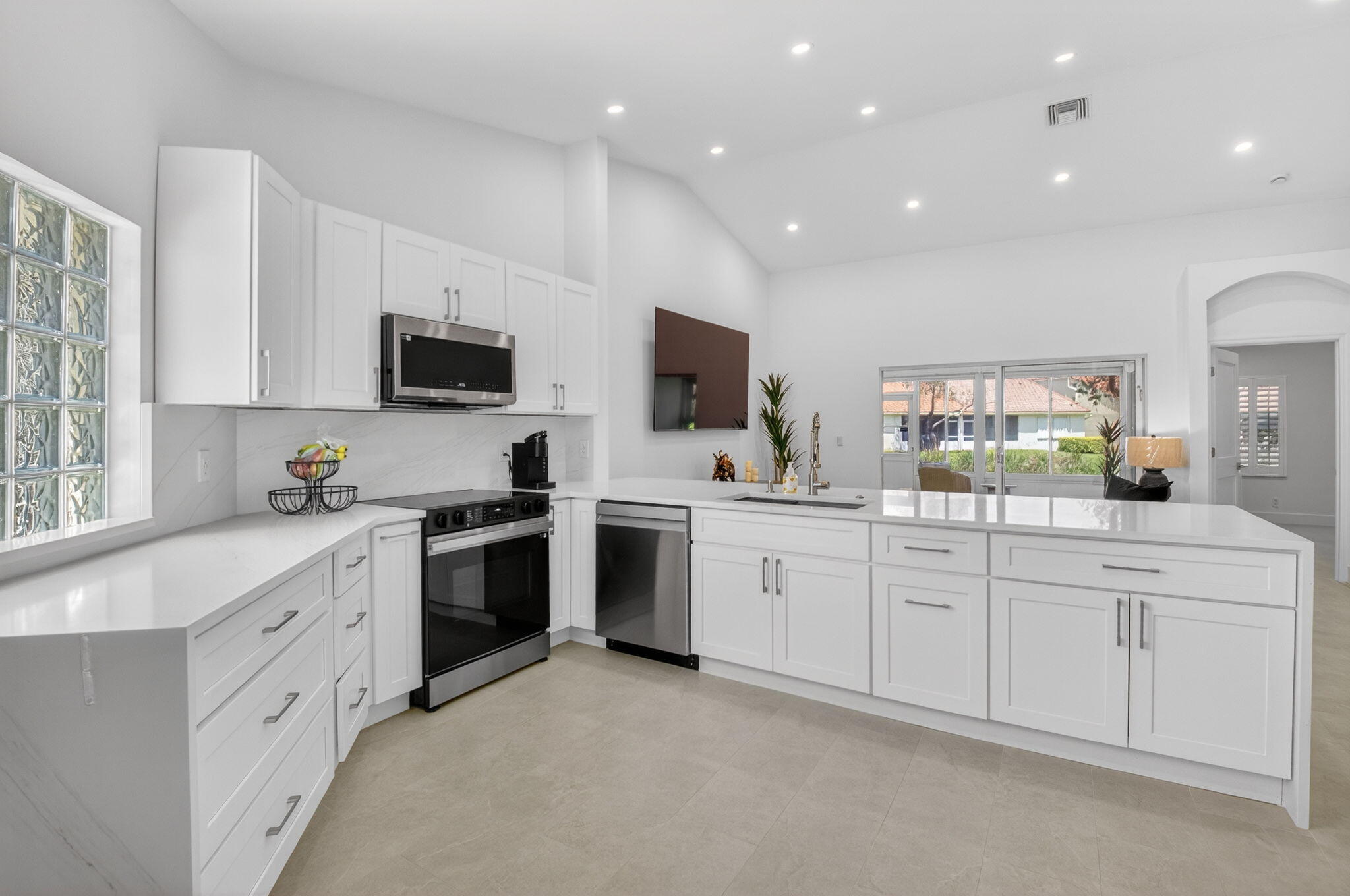 FLORAL LAKES 1 - Residential