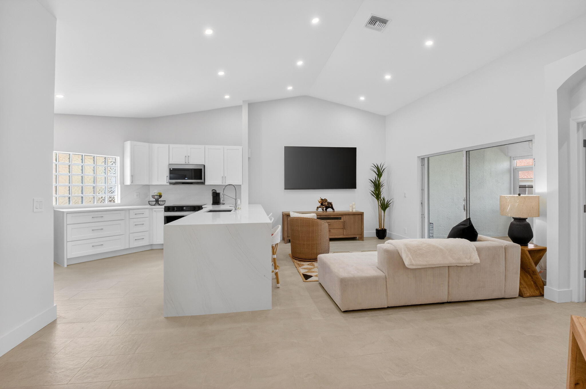 FLORAL LAKES 1 - Residential