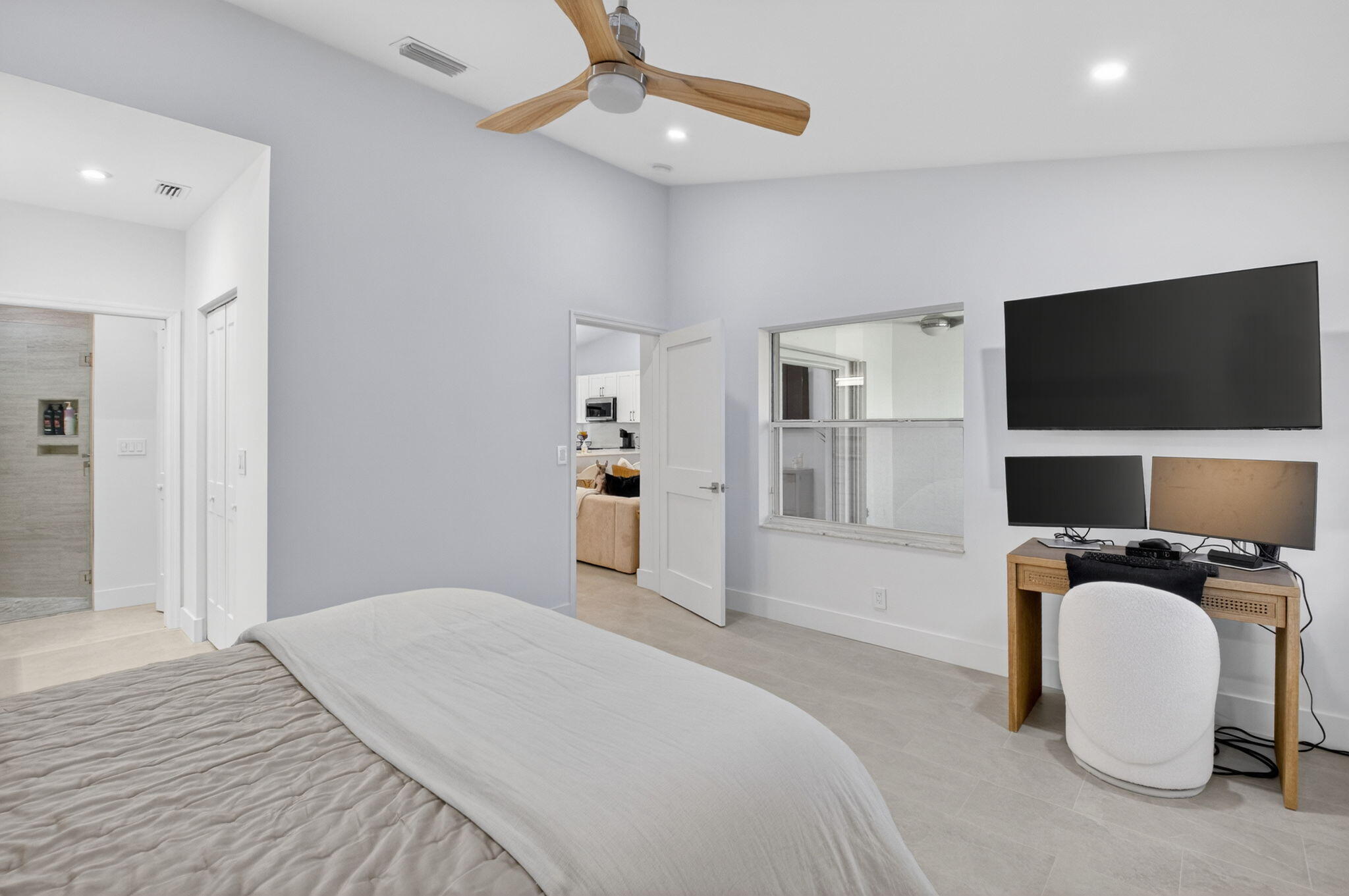 FLORAL LAKES 1 - Residential