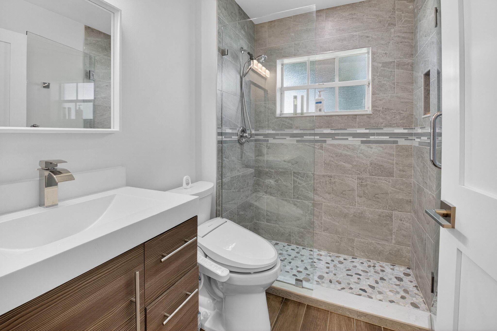 FLORAL LAKES 1 - Residential