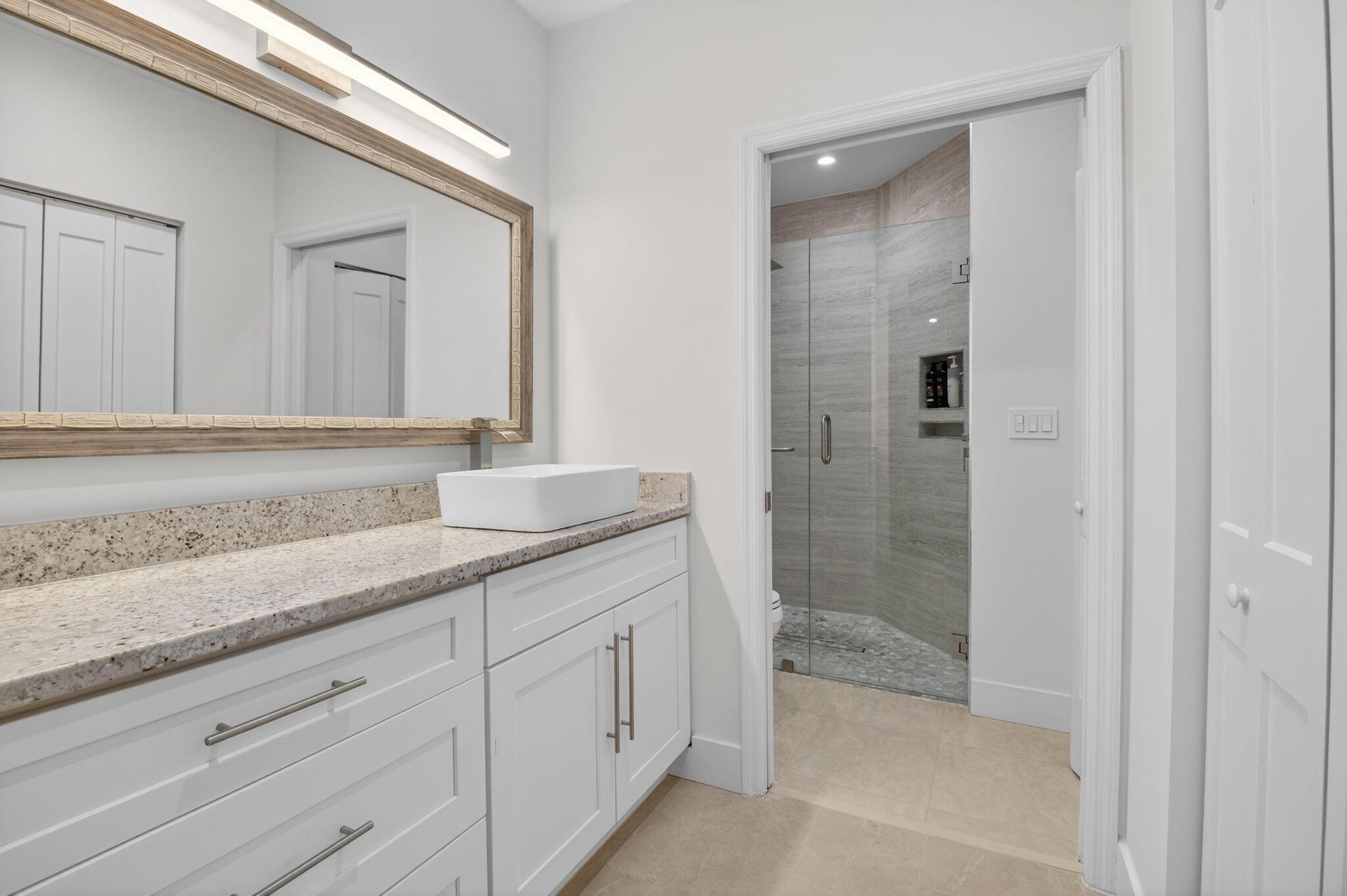 FLORAL LAKES 1 - Residential