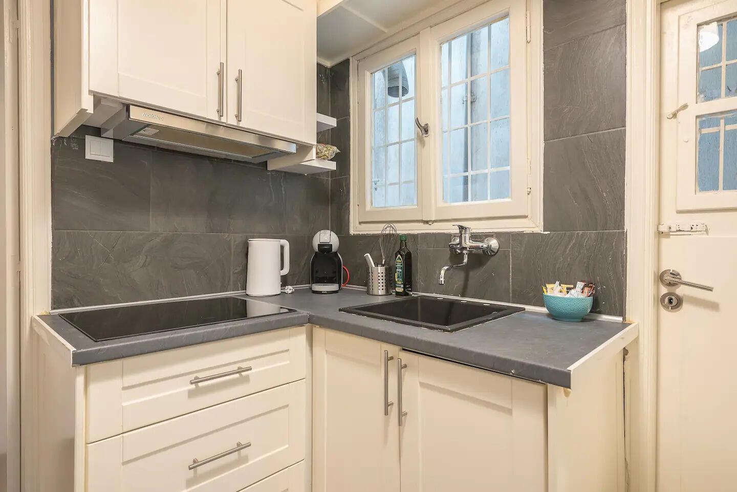 Acropolis - Residential