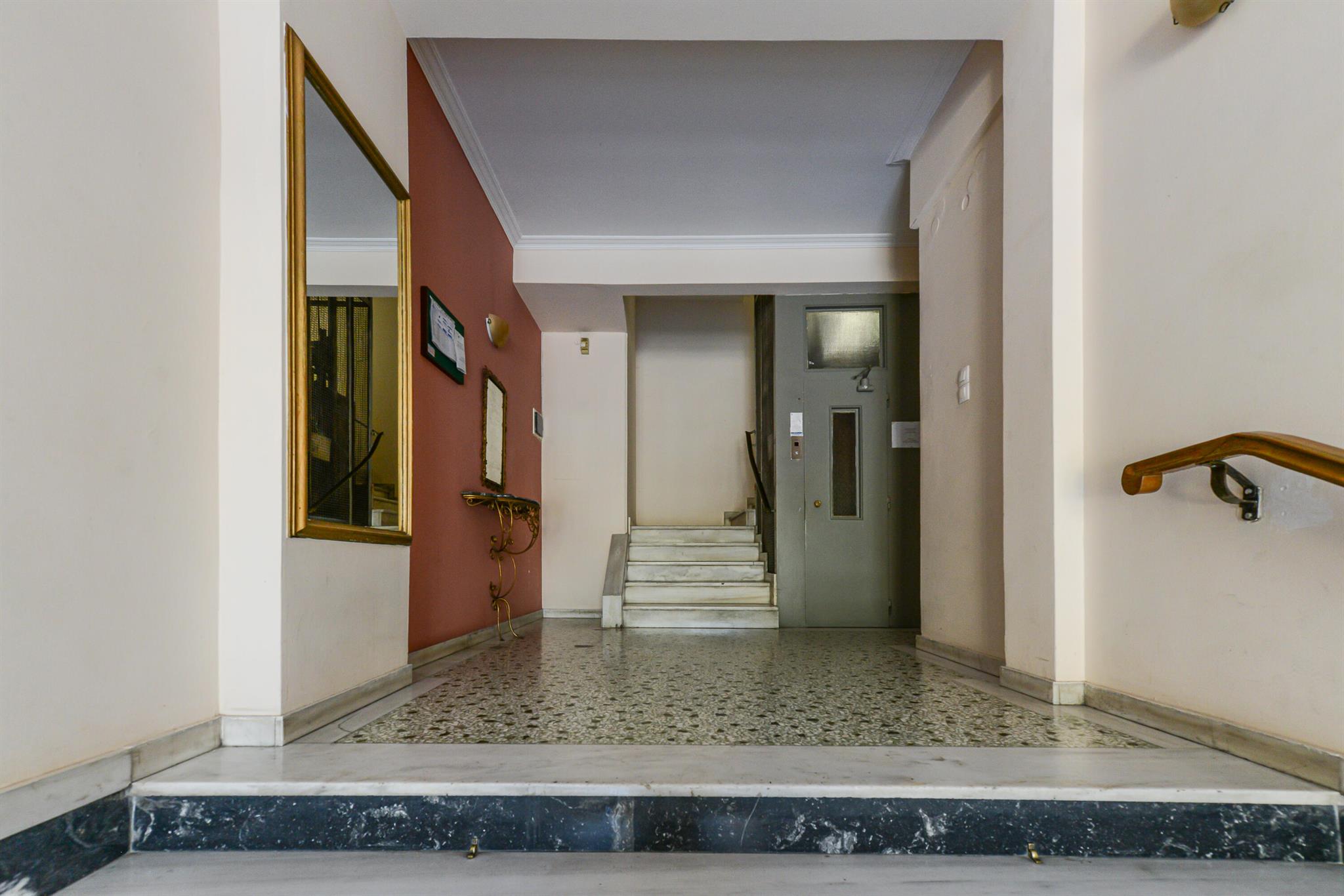 Acropolis - Residential