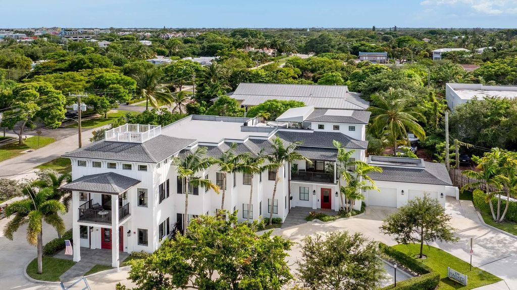 Photo of 230 George Bush Boulevard, Delray Beach, FL 33444 (MLS # R11144339)