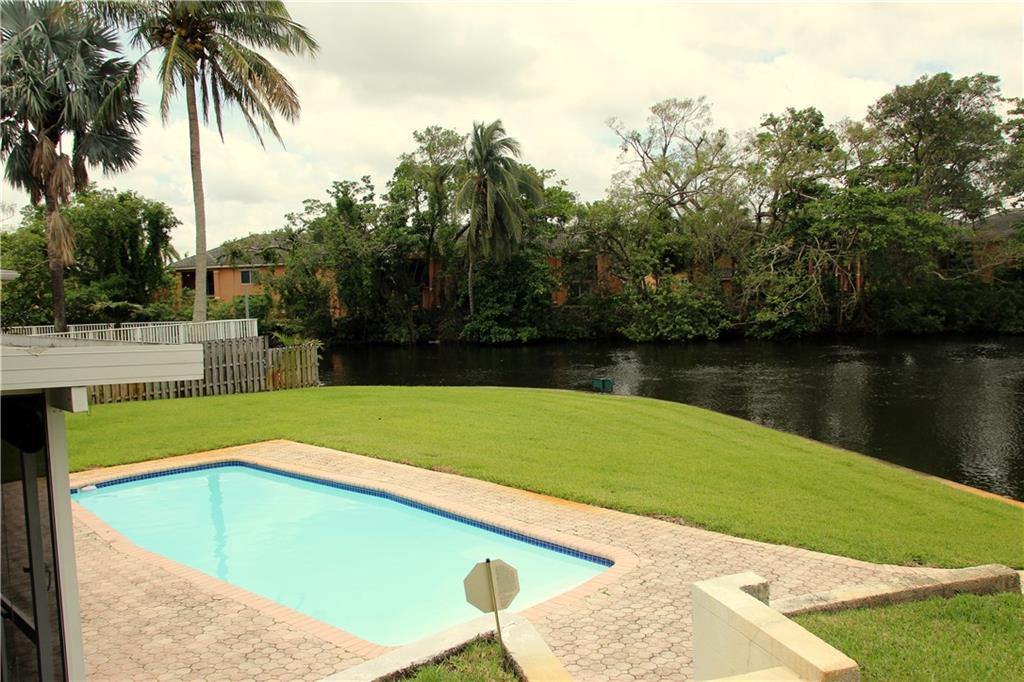 Lauderdale Isles 2-Blk 11 - Residential