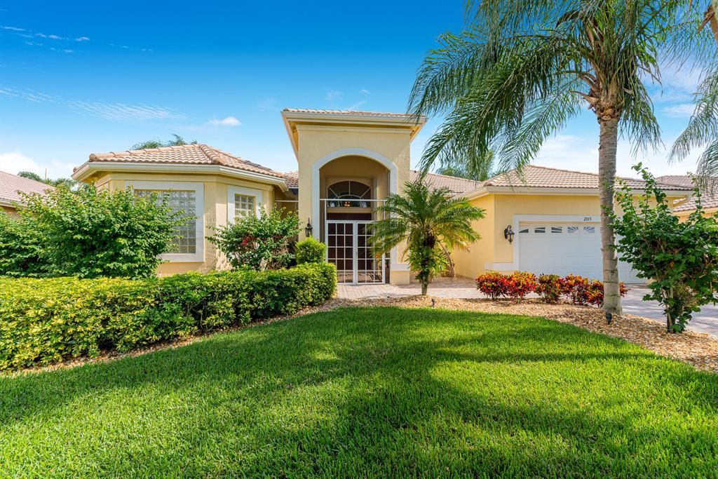Photo of 2015 SE Kilmallie Court, Port Saint Lucie, FL 34952 (MLS # R10731978)