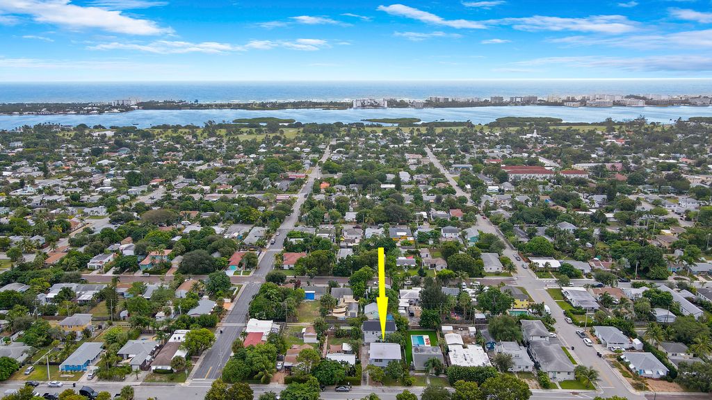 Photo of 1118 N J Street #A, Lake Worth Beach, FL 33460 (MLS # R11080683)