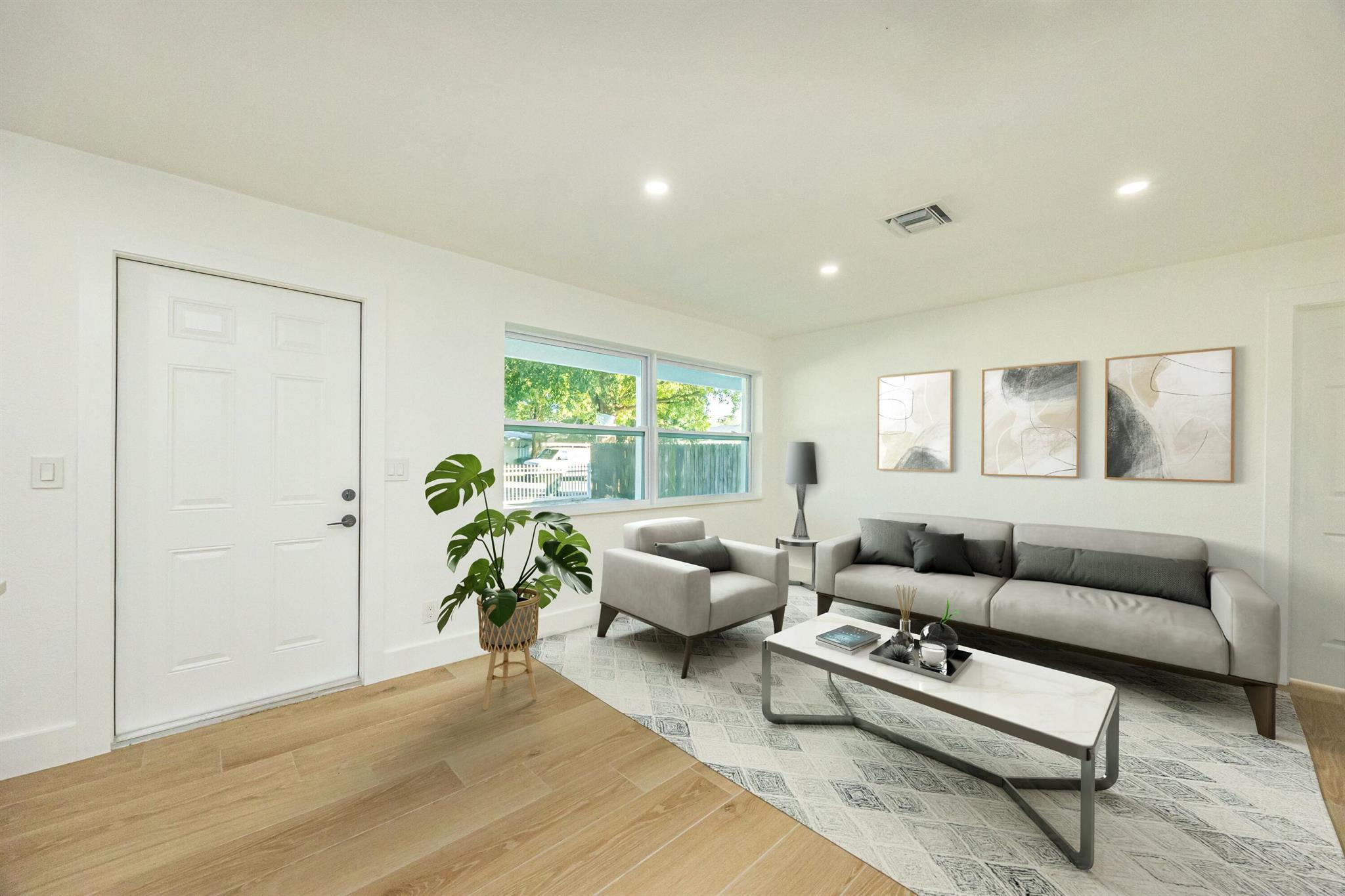 122 SW 10th Avenue