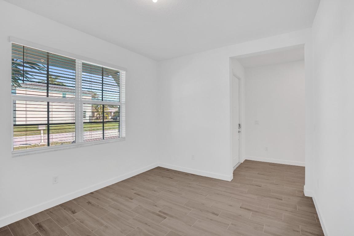 BOYNTON WATERS WEST 1 - Residential Lease